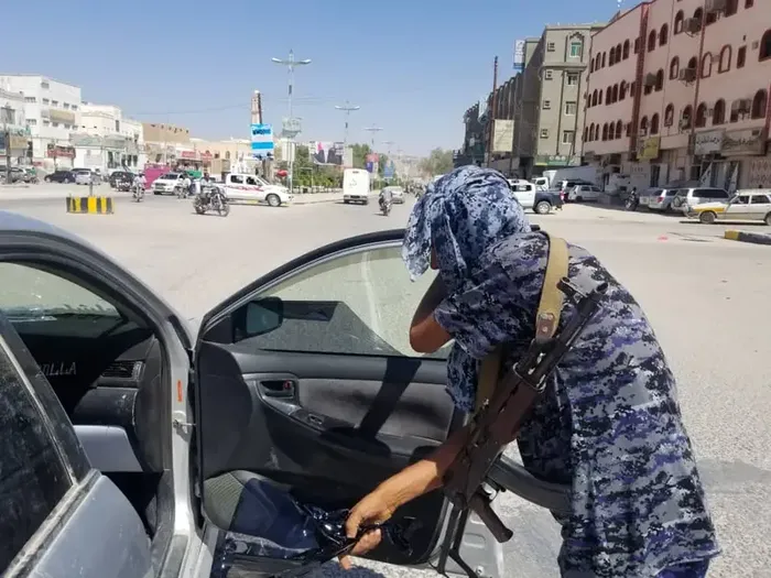 شرطة حضرموت تطيح بخلية إرهابية مرتبطة بالحوثيين أثناء تهريب مخدرات