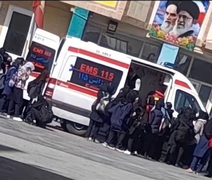 استمرار الهجمات الكيميائية على الطالبات الإيرانية