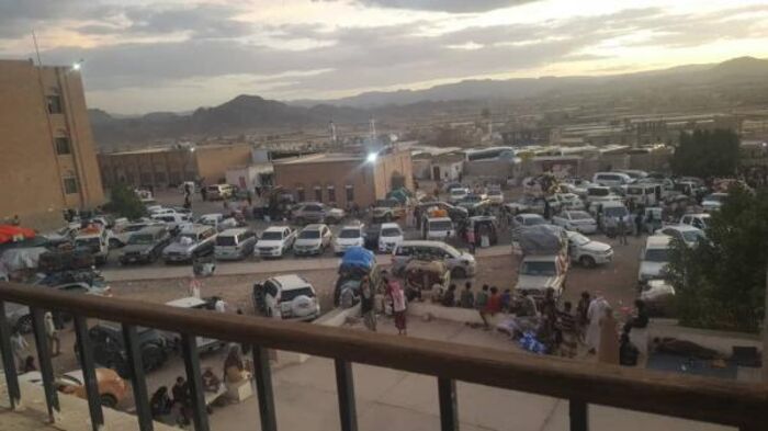 "اسوشيتد برس": الحجر الصحي الذي يفرضه الحوثيون على المواطنين في رداع هو الأسوأ على الإطلاق