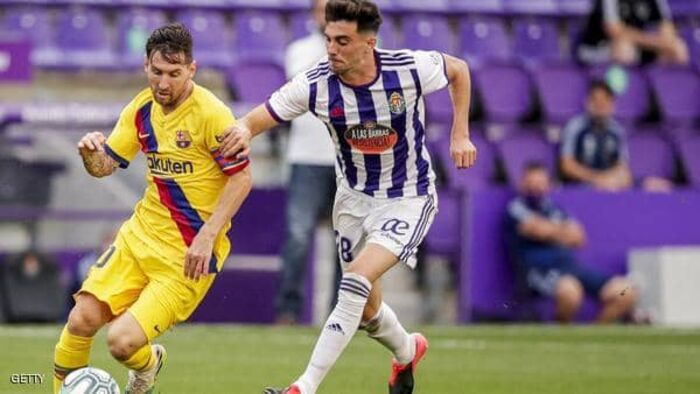 أزمة تضرب برشلونة ورئيسها يتحدث عن "رحيل ميسي"