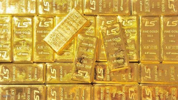 أسعار الذهب يتراجع بعد توقعات اقتصادية قوية من المركزي الأميركي