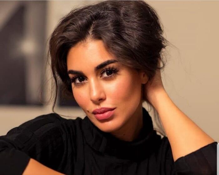 اختيار الفنانة #ياسمين_صبري ضمن أجمل 100 وجه في العالم