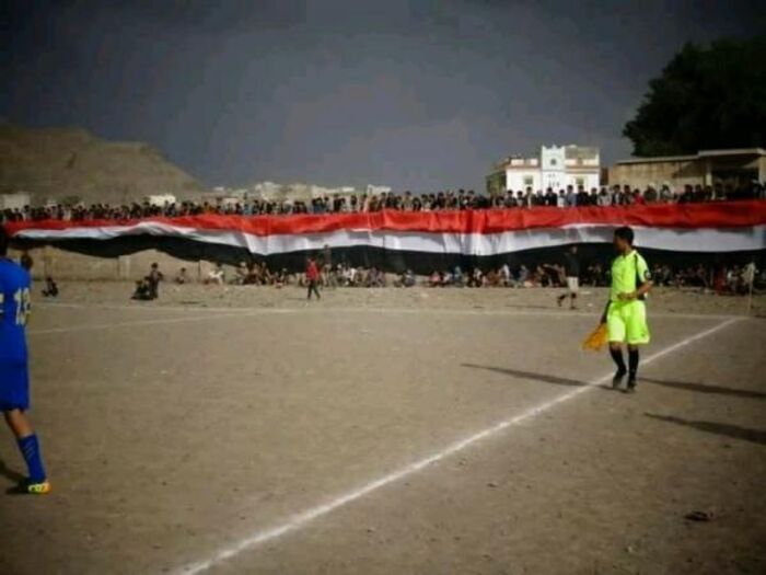 تدميرا للمنشآت الرياضية.. مليشيا الحوثي تحول معلب أحد الأندية إلى سوق لبيع الأغنام