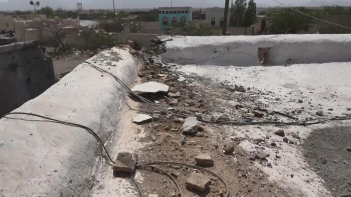 مليشيا الحوثي تشن قصفا هستيريا على قرى الجاح جنوبي الحديدة