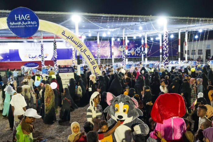 بدعم اماراتي.. إنسانية المقاومة الوطنية تدشن مشروع كسوة العيد لعدد 30 ألف طفل وطفلة