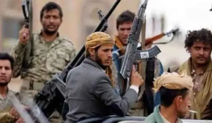 الحوثيون يعتقلون نشطاء وشخصيات حزبية واجتماعية في عمران