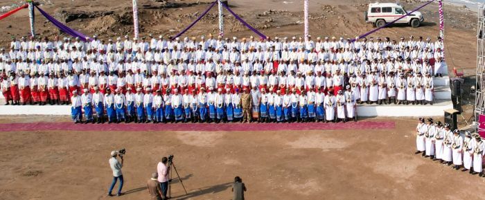 المخا.. العميد طارق صالح يدشن فعاليات العرس الجماعي الثاني واحتفالات عيد الثورة اليمنية "صور"
