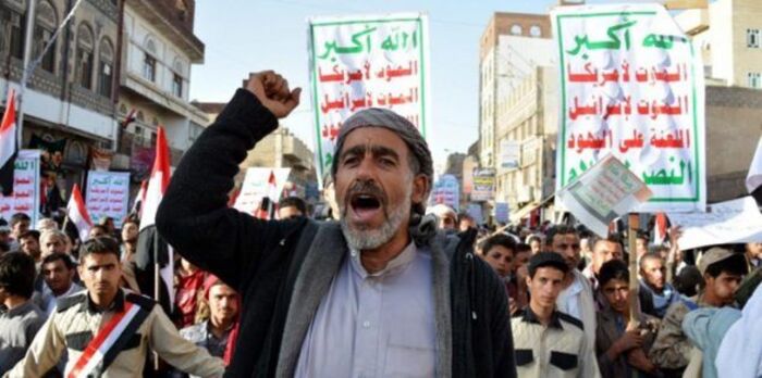 مجلة دولية: مليشيا الحوثي تشبه حركة طالبان والمجتمع الدولي يدعم لسنوات تقسيم اليمن