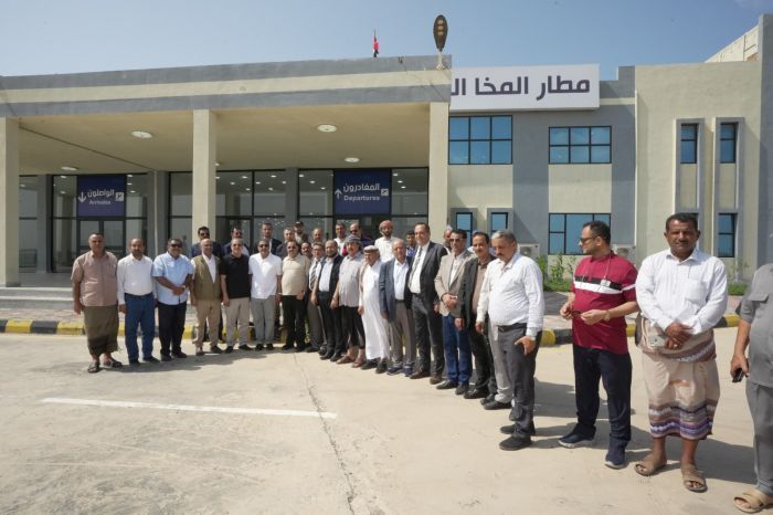 مسؤولون وسياسيون وبرلمانيون: ما شهدناه في المخا يجسد ثنائية المعركة العسكرية والتنموية