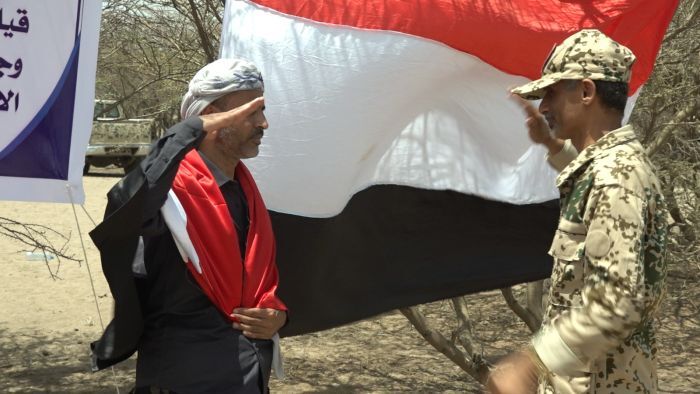قيادة محور الحديدة تستقبل أحد أبطال المقاومة الوطنية عقب تحرره من سجون مليشيا الحوثي بصفقة تبادل