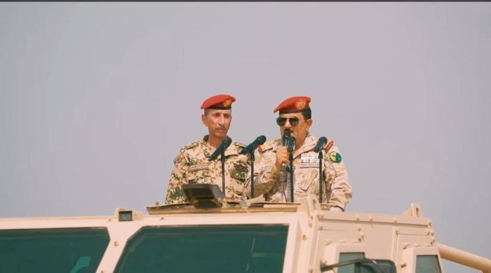 وزير الدفاع من الساحل الغربي: بقوة مثل المقاومة الوطنية نستطيع فعل المستحيل