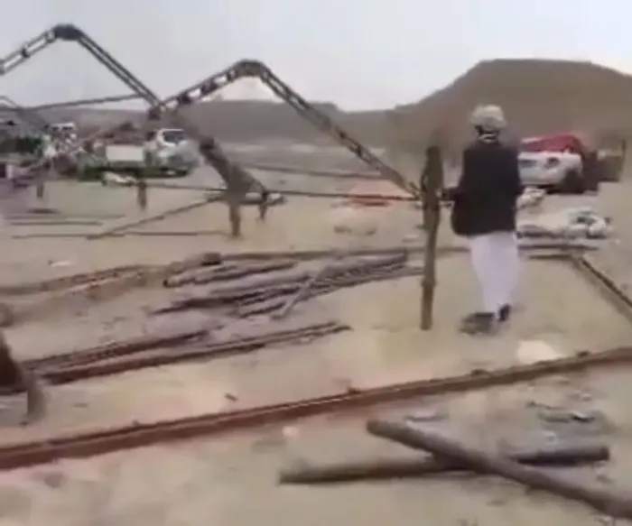الجوف.. اعتصام مفتوح أمام إدارة الحوثيين لمطالبة بتسليم قاتل "البارزي"