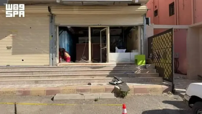 وفاة مقيم يمني وإصابة اثنين جراء سقوط شظايا مسيّرة حوثية في السعودية