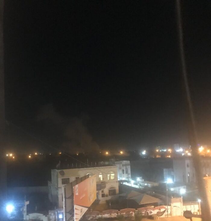 صورة | انفجار صاروخين حوثيين بحي مطار مأرب وسناح الضالع وسقوط ضحايا