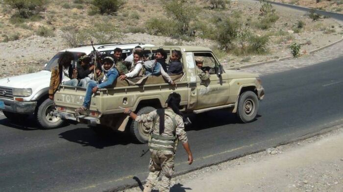 تفاصيل : الجيش يحكم القبضة.. والميليشيا تعود بالعشرات من محرقة #دمت بينهم قيادي حوثي بارز