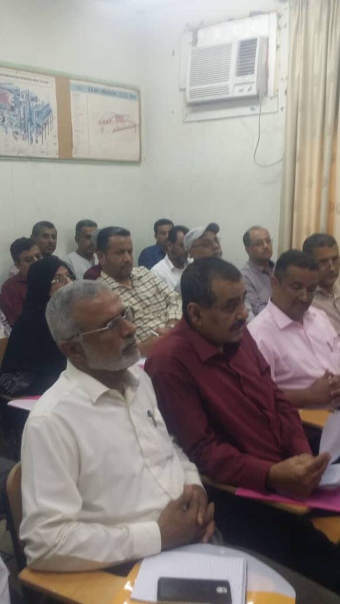 وزارة الكهرباء تدشن البرنامج التدريبي الأوسع لكوادر القطاع.. ووكيل الوزارة يؤكد "البرنامج يمثل الخطوة الأولى نحو تحقيق الاصلاحات والتطوير"