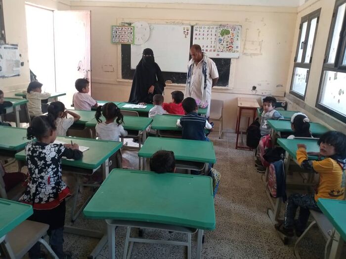 أبين.. تدشين دورة تدريبية لمربيات الأطفال بيافع سرار