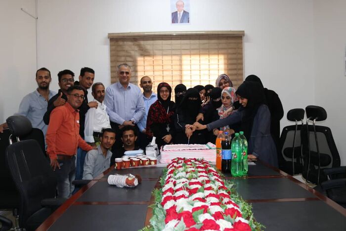 عدن.. صندوق صيانة الطرق والجسور يحتفي بيوم المرأة العالمي