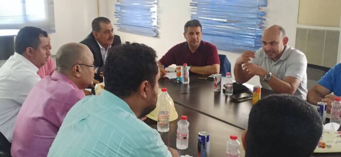 وزارة الكهرباء والطاقة تبحث مع وفد شركة مدكور للمشروعات المصرية تنفيذ مشاريع في عدن
