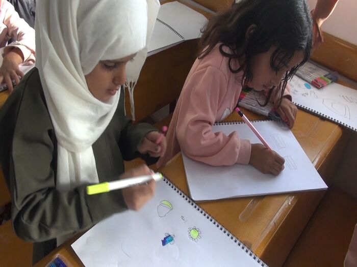 مبادرة فنية لإكتشاف مواهب الأطفال النازحين بمأرب