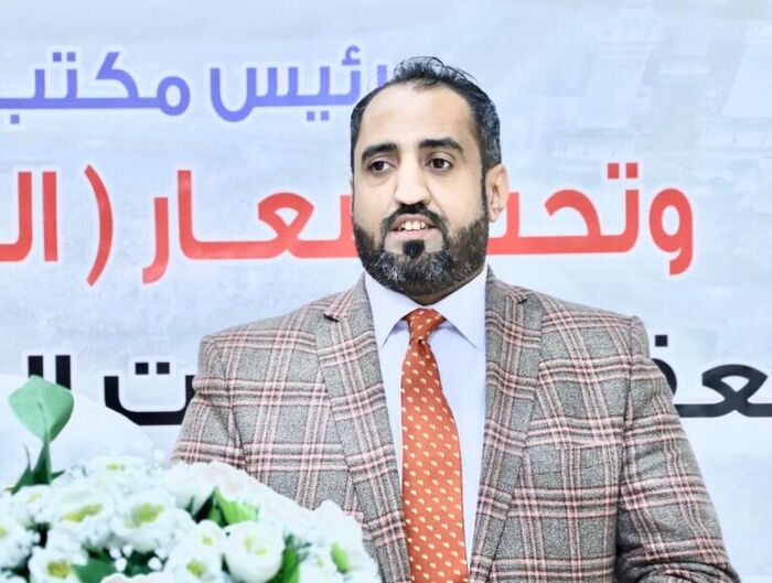 القرشي يتهم وزير الأوقاف باختلاس نحو نصف مليون سعودي والأخير يلتزم الصمت