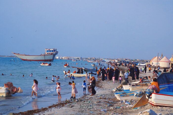 المخا تزدهر سياحيًا وتفرض نفسها على خريطة السياحة المحلية (صور)