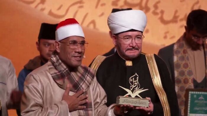 تكريم دولي للطاروطي في ختام مسابقة روسيا الدولية للقرآن الكريم