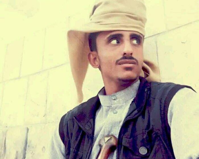 مسلح مجهول يقتل مواطن ويصيب اثنين آخرين في أبين