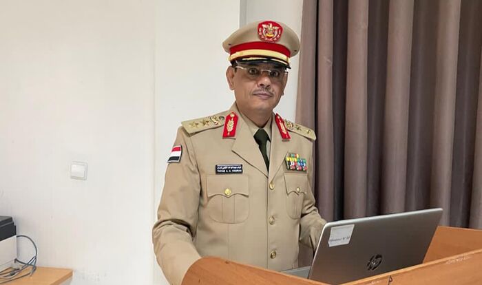 تهانينا للعميد ركن ذياب القبلي نيله درجة الماجستير بامتياز