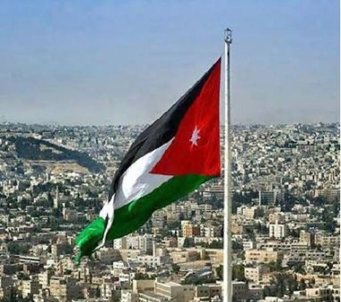 الأردن: 119 صاروخًا ومسيّرة إيرانية استهدفت منشآت داخل المملكة خلال أسبوع
