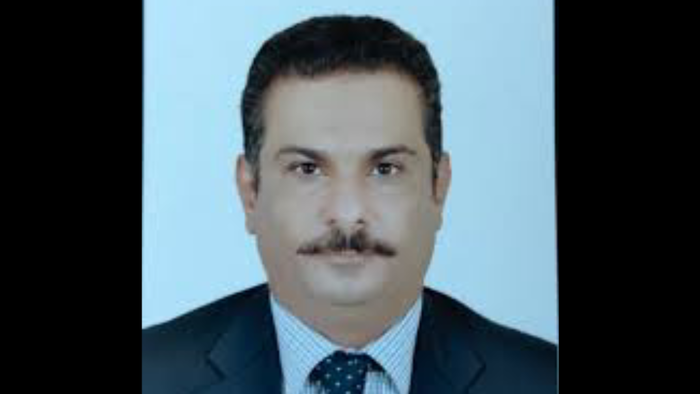 وزير الكهرباء بالحكومة الشرعية يتحدث عن #عاصفة_الحزم والمدن اليمنية المدمرة