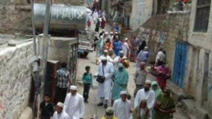 #الحوثيون يقتحمون مسجدا للطائفة الإسماعيلية بصنعاء ويمنعون صلاة العيد في المناطق التالية..