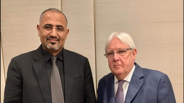 "الزبيدي" يلتقي "غريفيث" في أبوظبي لمناقشة أوضاع عدن والجنوب