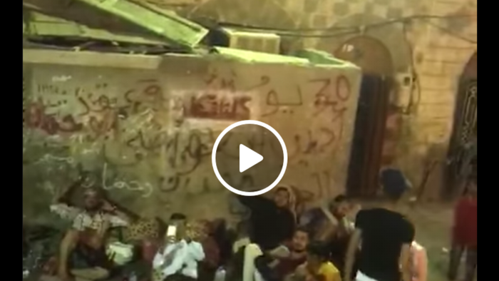 من قلب #عدن | فتحي بن لزرق ينشر مقطع فيديو يصيبك بقشعريرة "الفيديو"