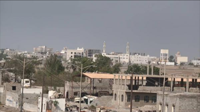 قصفا حوثيا يلحق اضرارا في مسجد بالتحيتا جنوبي الحديدة