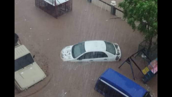 الامطار بعدن.. معاناة مستمرة ولا حياة لمن تنادي "تقرير"