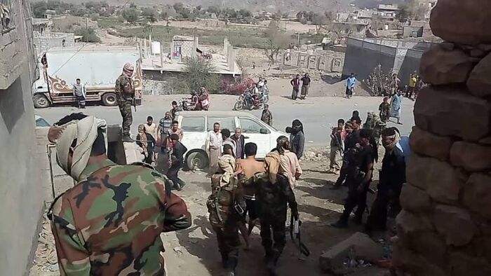 #الضالع | ‏انطلاق معركة ‏#صمود_الجبال لتحرير #الفاخر وضواحيها.. وسقوط أسرى بينهم قيادي