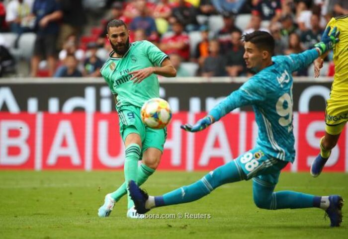 إندلاع حرب في إنجلترا وراءها #برشلونه