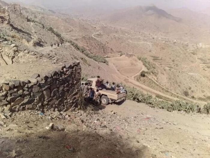 مستجدات #حجور | رجال القبائل تتصدى لزحوفات #الحوثي جنوب وغرب #كشر