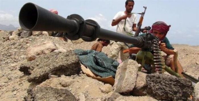 عاجل: مواجهات ضارية بين الجيش والميليشيا بـ #الضالع .. وقتلى الأخير تدفن بهذه المنطقة..