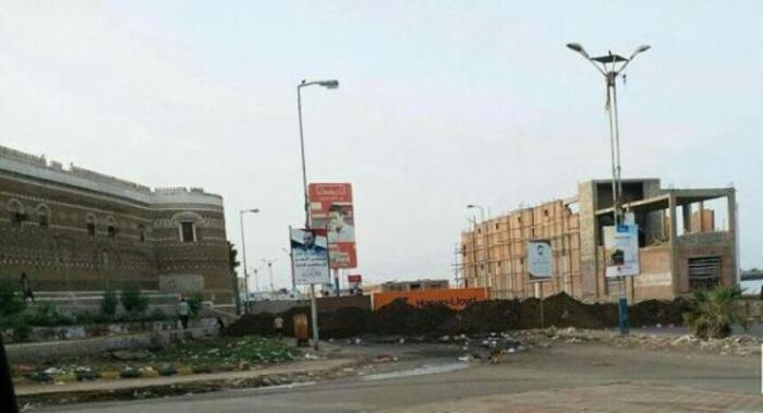 ميليشيا الحوثي بالحديدة.. حشد مقاتلين.. حفريات وكونتيرات.. وساعات تفصلها عن وقف اطلاق النار