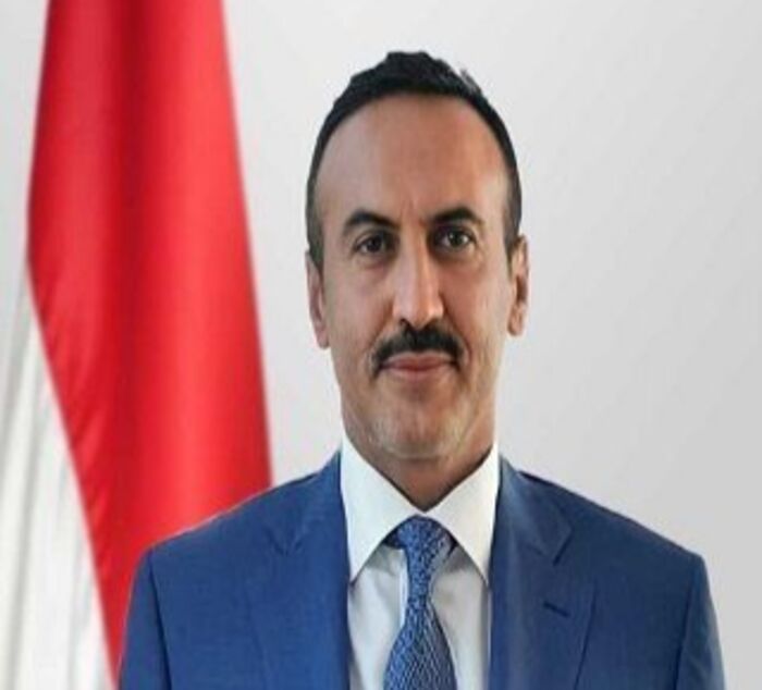 أحمد علي عبدالله صالح يوجه مؤسسة الصالح بتقديم مساعدات عاجلة للمتضررين من السيول في الحديدة