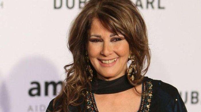 الفنانة آثار الحكيم تعلن اعتزالها: «شبعت نجومية»