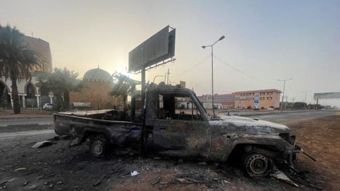 السودان.. جثث القتلى مشكلة كبرى وعدد الضحايا المدنيين يرتفع لـ411