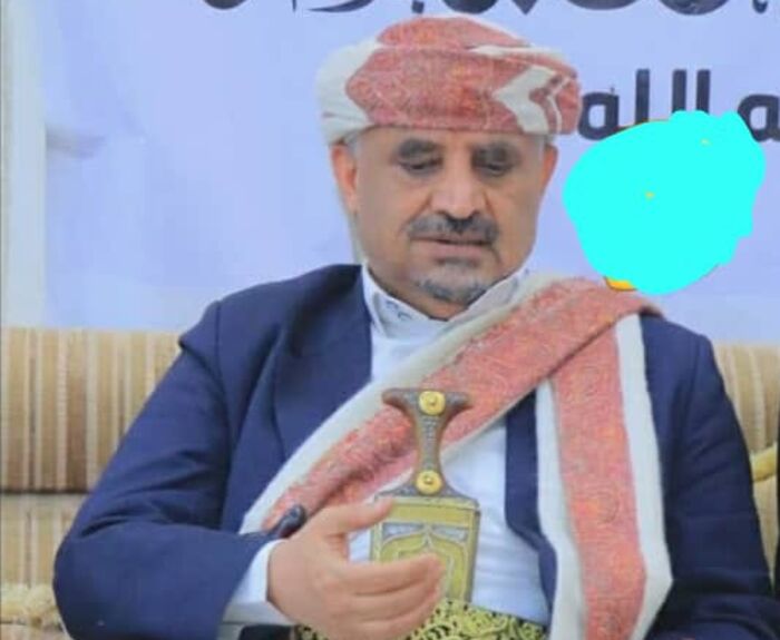 حميد الاحمر يعوض تلاشي مكانتهم في حاشد بالاستيلاء على قيادة الاصلاح وتنصيب شقيقه حمير بدلا عن اليدومي للتقارب مع الحوثيين..!!
