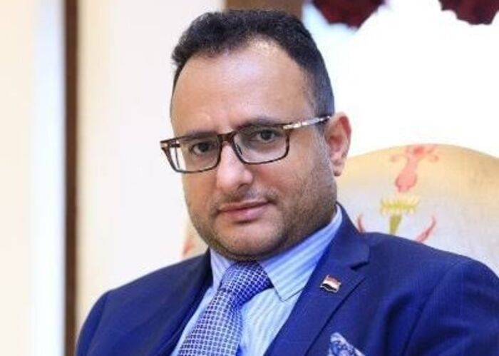 الأحمدي يكتب عن | الإمامة والتعليم ..الحرب الصامتة