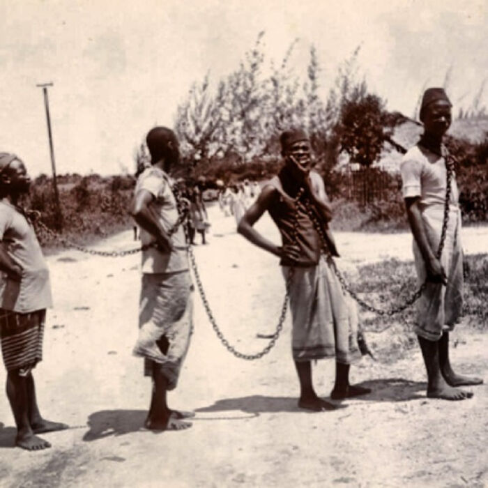 (عكفة) اليمن.. وعيد آخر عبيد أمريكا