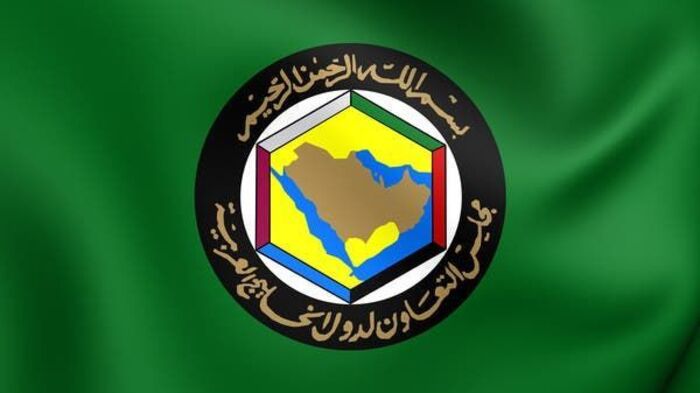 مجلس التعاون الخليجي قلقا من الهجمات الإسرائيلية على الحديدة