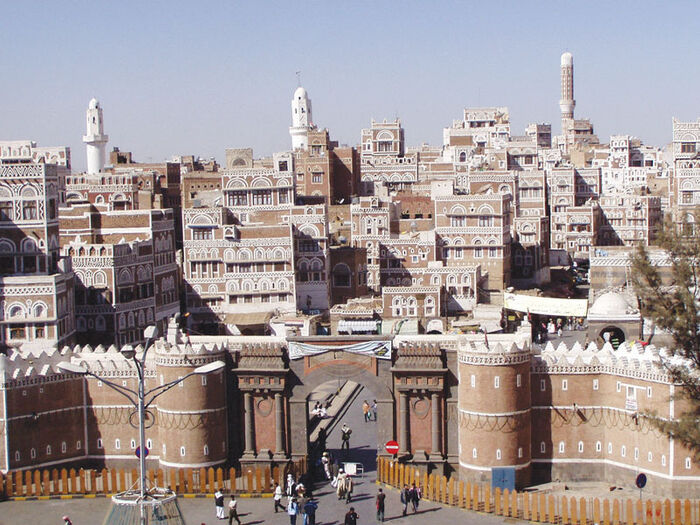 مصدر عسكري يكشف تفاصيل انفجار صنعاء