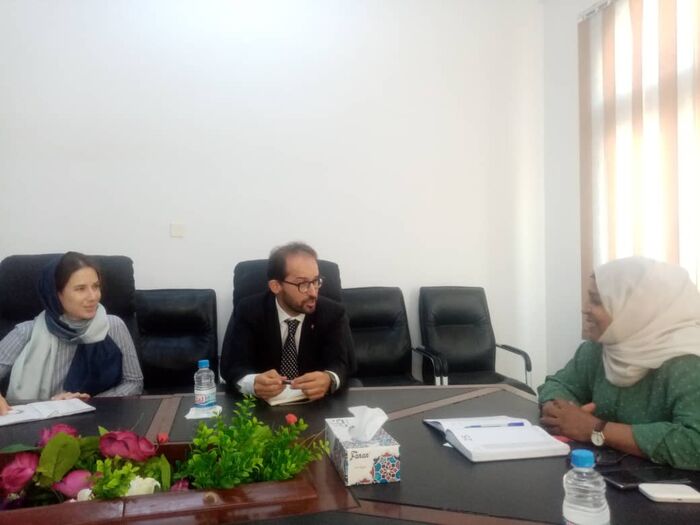 الدوغاني تلتقي السفير السويسري